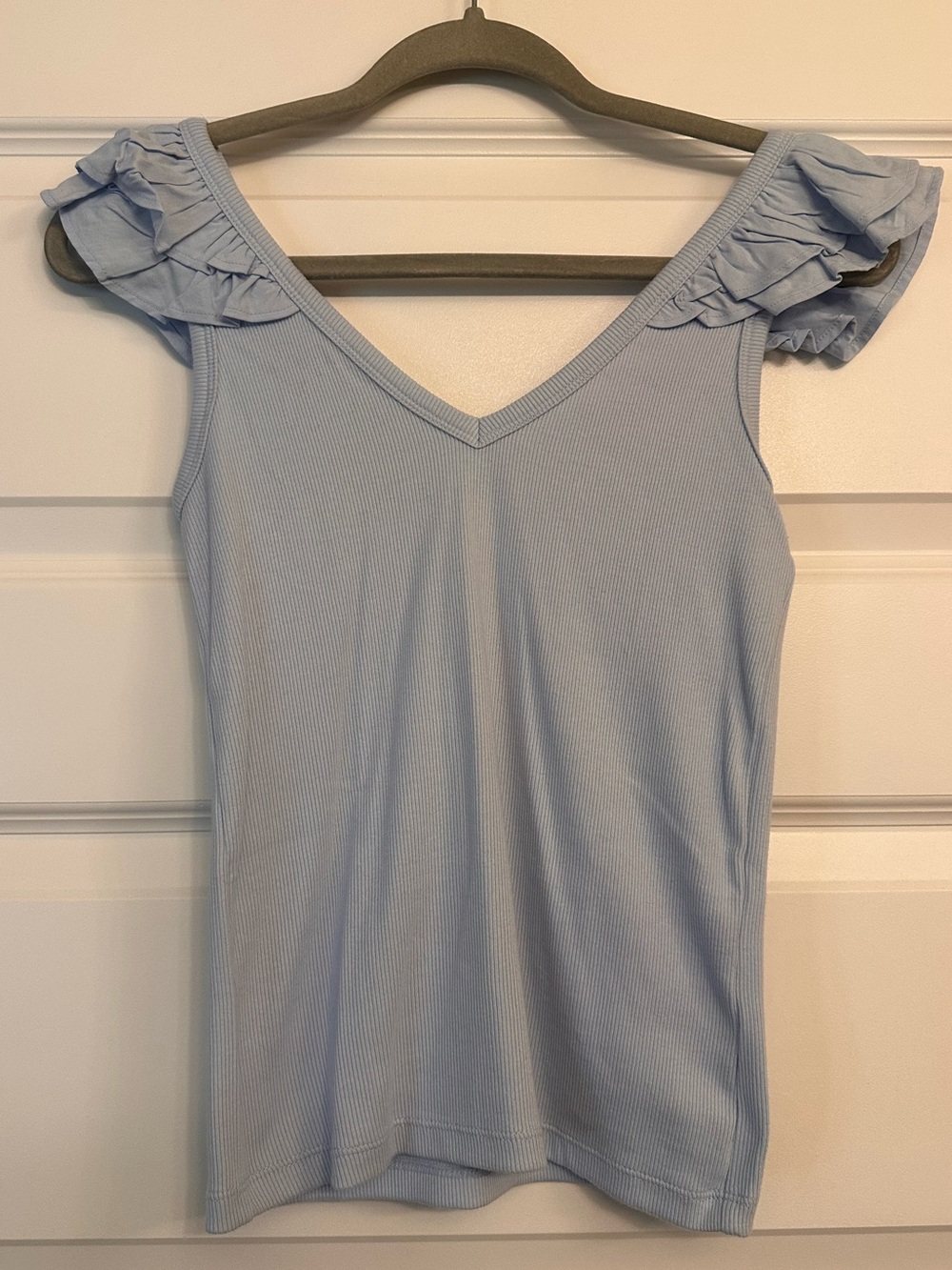 Old Navy Light Blue Ruffle Sleeve V-Neck Tank
